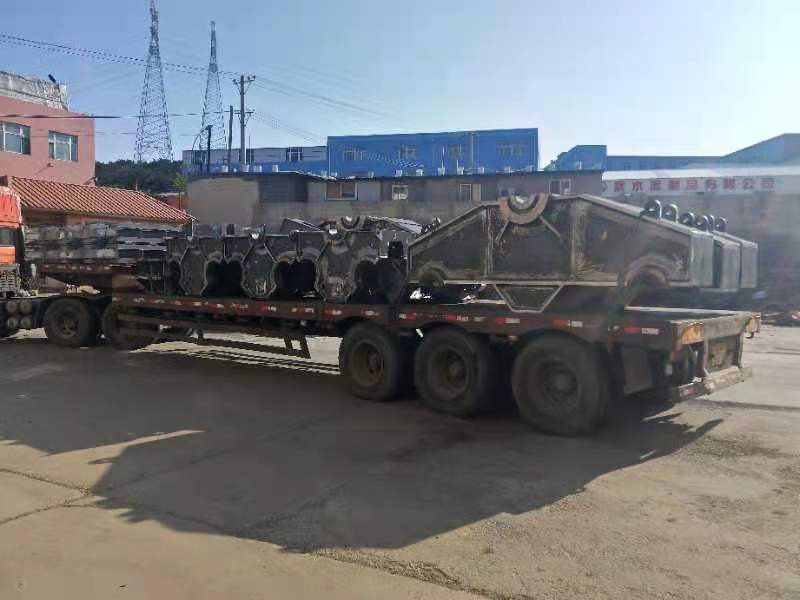 堆取料機(jī)走行鋼結(jié)構(gòu)臺車焊接件